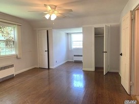 Home for Sale Douglaston, Queens