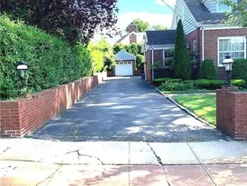 Home for Sale Douglaston, Queens