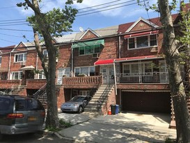 Home for Pre-foreclosure / auction Canarsie, Brooklyn