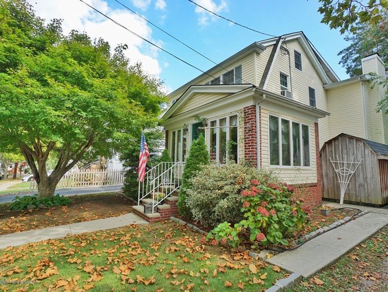 Single-family for Sale Princes Bay, Staten Island