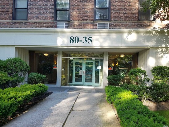 Condo for Sale Oakland Gardens, Queens