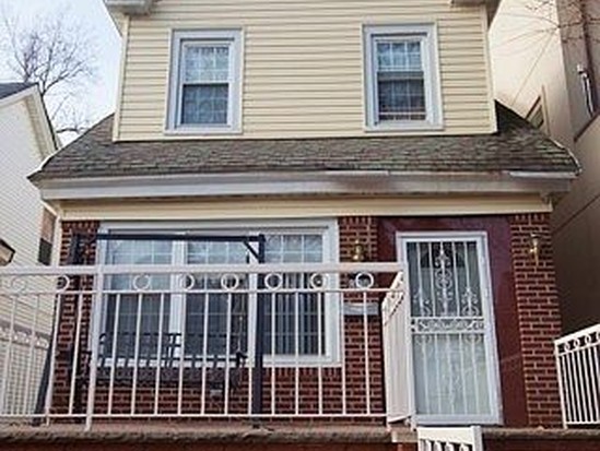 Single-family for Sale Midwood, Brooklyn