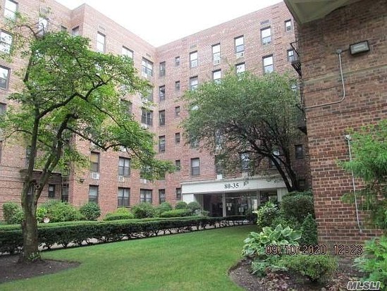 Condo for Sale Oakland Gardens, Queens