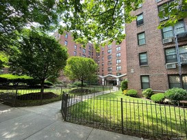 Home for Sale Williamsbridge, Bronx