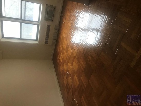 Condo for Sale Williamsbridge, Bronx