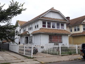 Home for Pre-foreclosure / auction Dimtas Park, Brooklyn