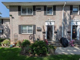 Home for Sale Glen Oaks, Queens