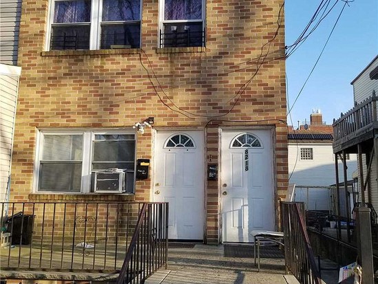 Multi-family for Sale Woodhaven, Queens