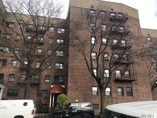 Condo for Sale Briarwood, Queens