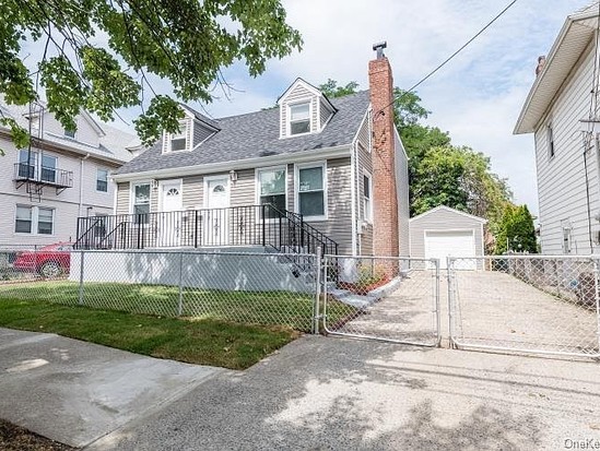 Multi-family for Sale Throggs Neck, Bronx