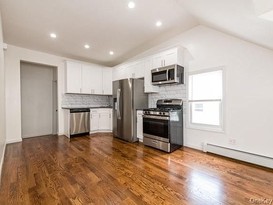 Home for Sale Throggs Neck, Bronx