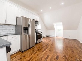 Home for Sale Throggs Neck, Bronx