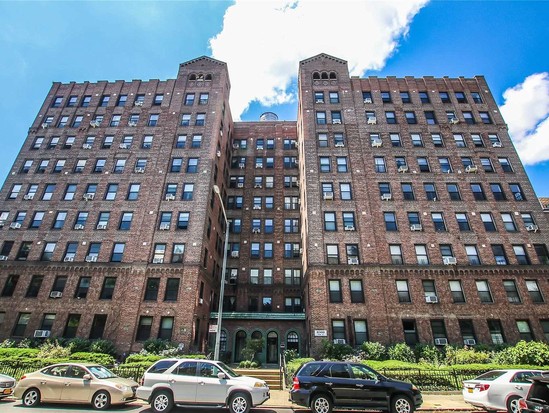 Condo for Sale Kew Gardens, Queens