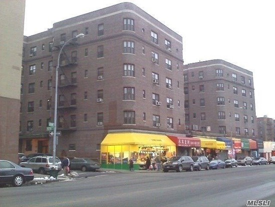 Condo for Sale Elmhurst, Queens