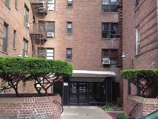 Condo for Sale Elmhurst, Queens