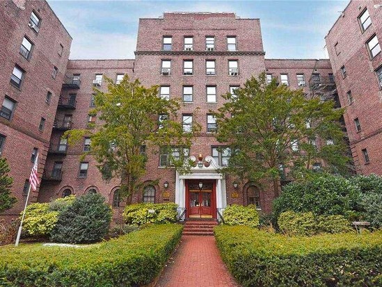 Condo for Sale Kew Gardens, Queens