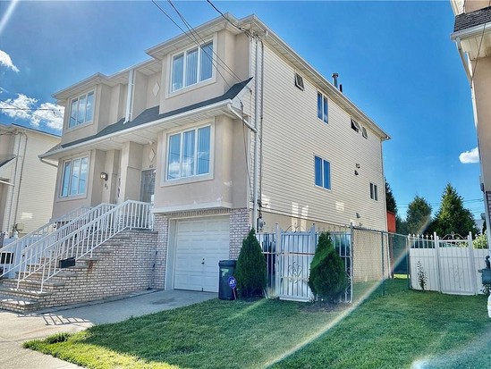 Single-family for Sale Midland Beach, Staten Island