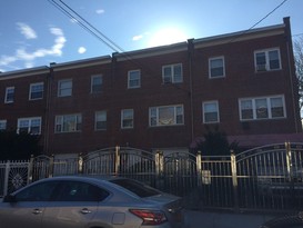 Home for Pre-foreclosure / auction Williamsbridge, Bronx