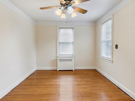 Home for Sale Throggs Neck, Bronx