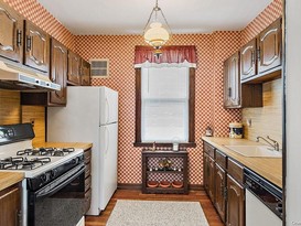 Home for Sale Throggs Neck, Bronx