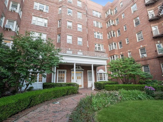 Condo for Sale Jamaica Hills, Queens