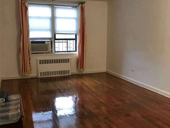 Condo for Sale Elmhurst, Queens