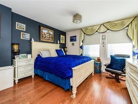 Home for Sale Throggs Neck, Bronx