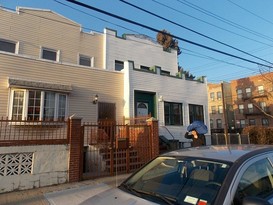 Home for Pre-foreclosure / auction East New York, Brooklyn