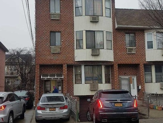 Multi-family for Sale Jamaica Hills, Queens