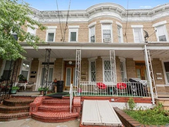 Multi-family for Sale Woodhaven, Queens