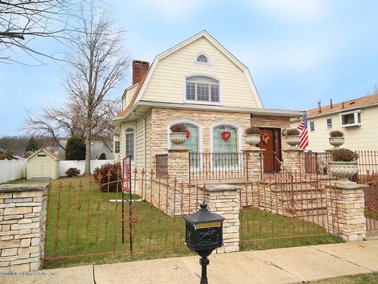 Single-family for Sale New Dorp, Staten Island