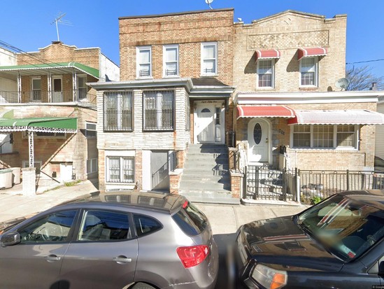 Multi-family for Pre-foreclosure Williamsbridge, Bronx