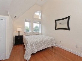 Home for Sale Throggs Neck, Bronx