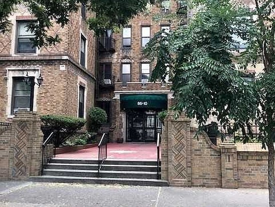 Condo for Sale Richmond Hill, Queens