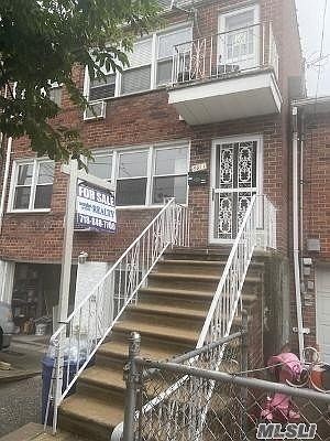 Multi-family for Sale Ozone Park, Queens