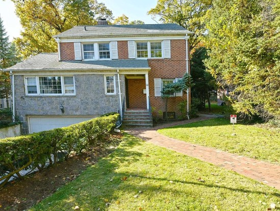 Single-family for Sale Jamaica Estates, Queens