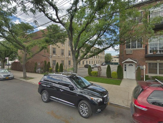 Condo for Pre-foreclosure / auction Canarsie, Brooklyn