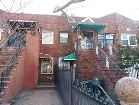 Home for Pre-foreclosure / auction Canarsie, Brooklyn