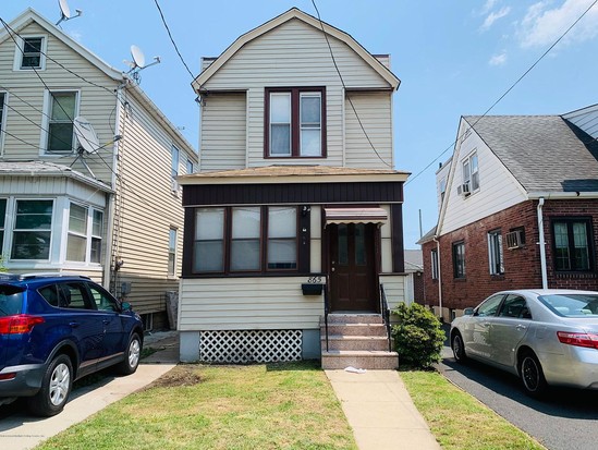 Single-family for Sale Emerson Hill, Staten Island