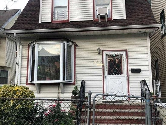 Single-family for Sale Richmond Hill, Queens