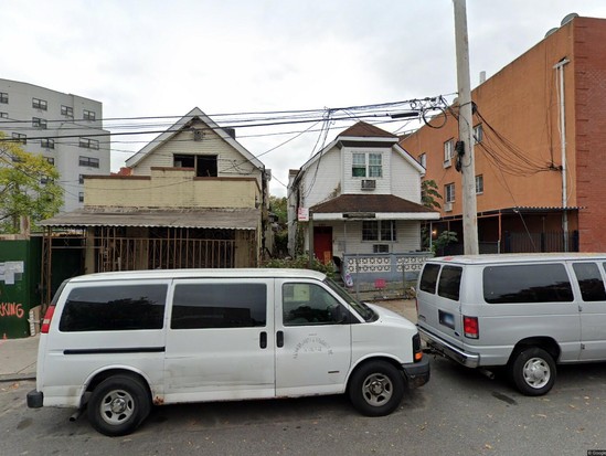 Multi-family for Pre-foreclosure Crotona Park East, Bronx