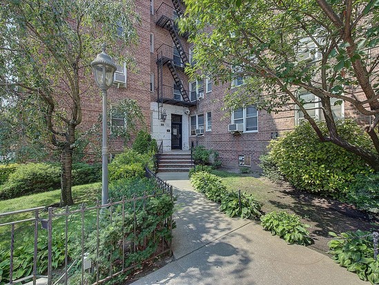 Condo for Sale Jackson Heights, Queens