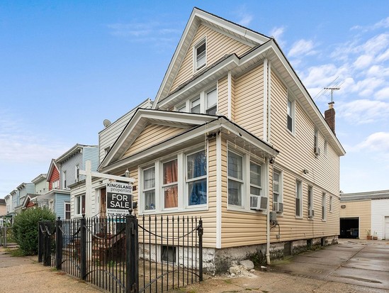 Single-family for Sale Woodhaven, Queens