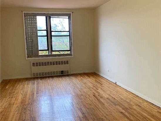 Condo for Sale Hollis, Queens