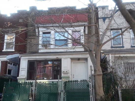 Single-family for Pre-foreclosure / auction Jamaica, Queens