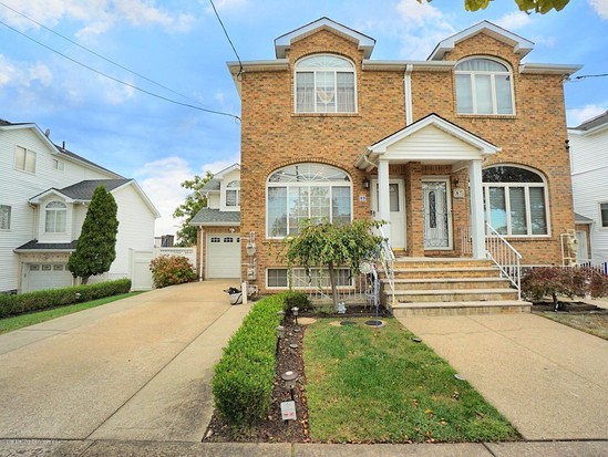 Single-family for Sale Tottenville, Staten Island