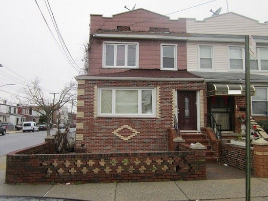 Single-family for Pre-foreclosure / auction Canarsie, Brooklyn