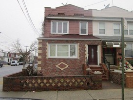 Home for Pre-foreclosure / auction Canarsie, Brooklyn