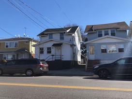 Home for Pre-foreclosure / auction Canarsie, Brooklyn