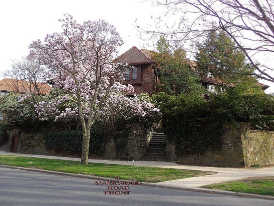 Single-family for Sale Forest Hills, Queens